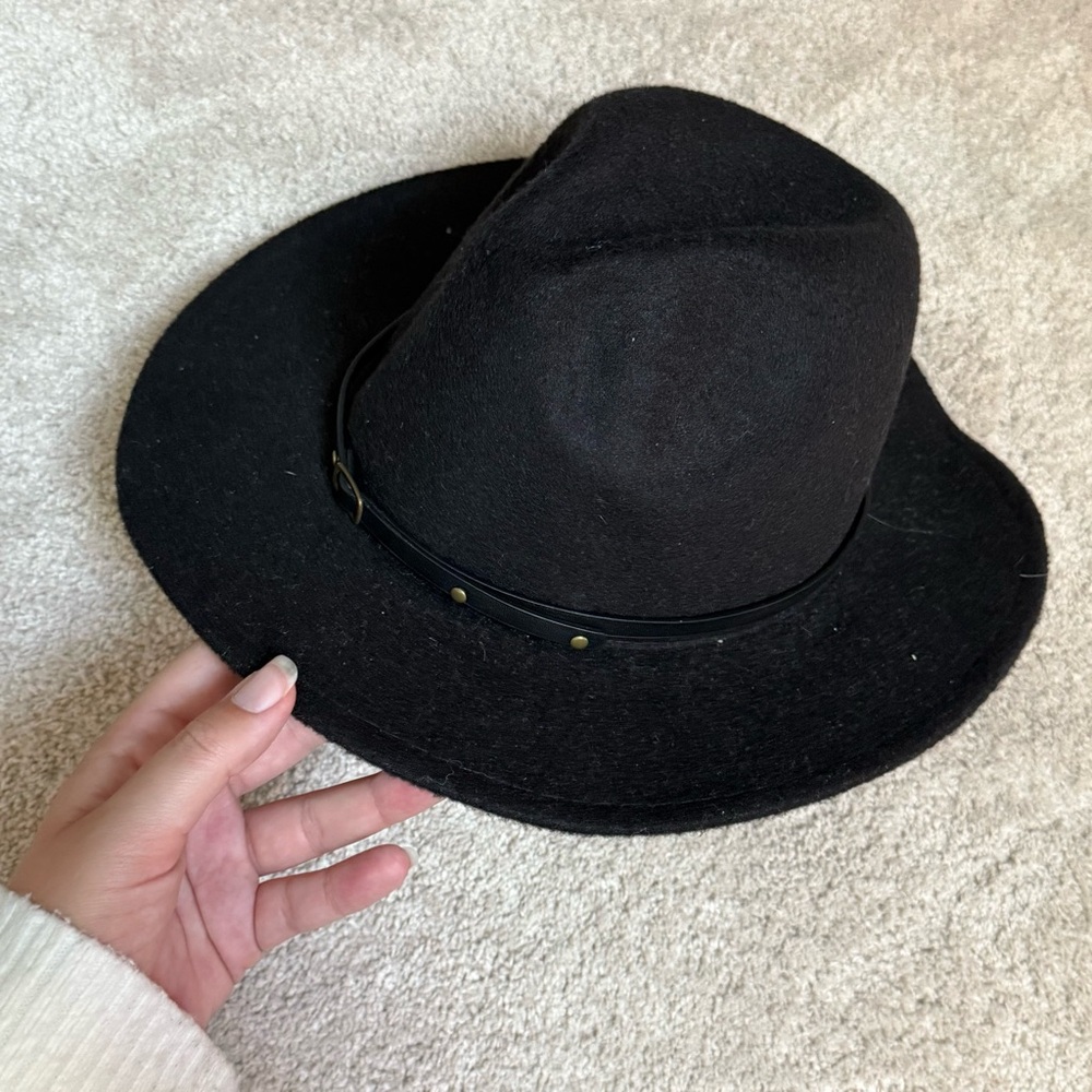Chic Black Wide Brim Hat